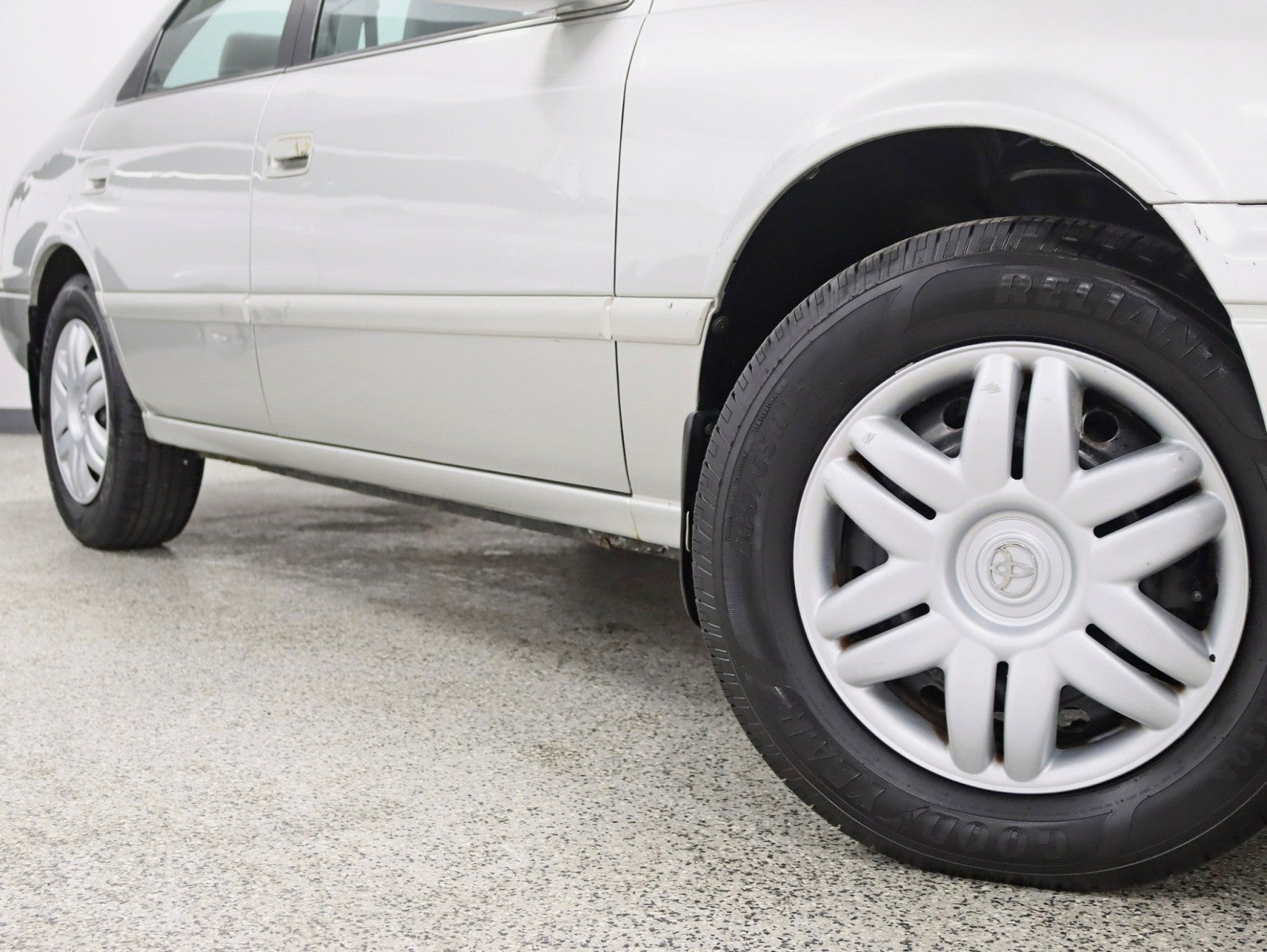 2001 Toyota Camry LE V6 Auto JBL Audio