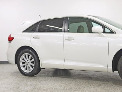 2010 Toyota Venza AWD 1 Owner Pano Rear Camera