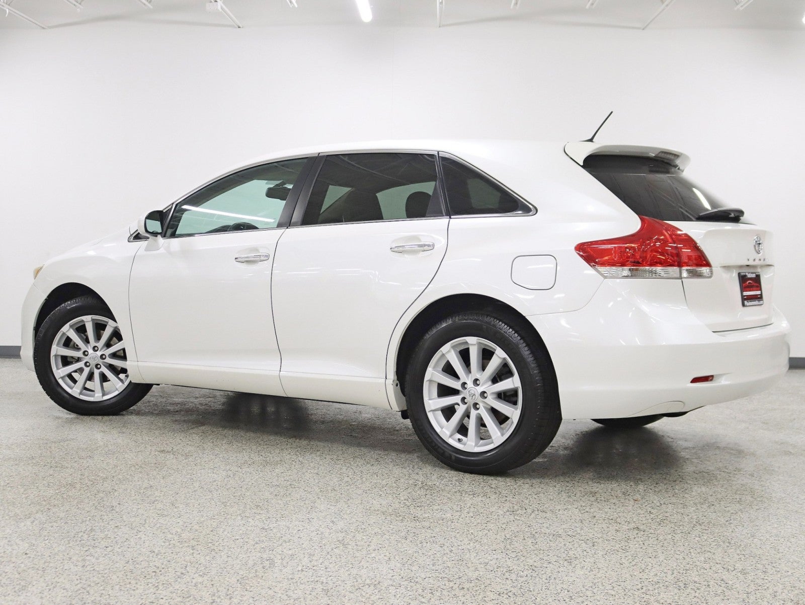 2010 Toyota Venza AWD 1 Owner Pano Rear Camera