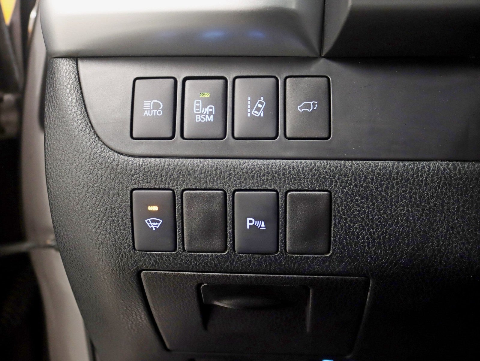 2014 Toyota Highlander Hybrid Limited 1 Owner Driver Tech Pkg Nav Rear Camera Rear TV Moonroof