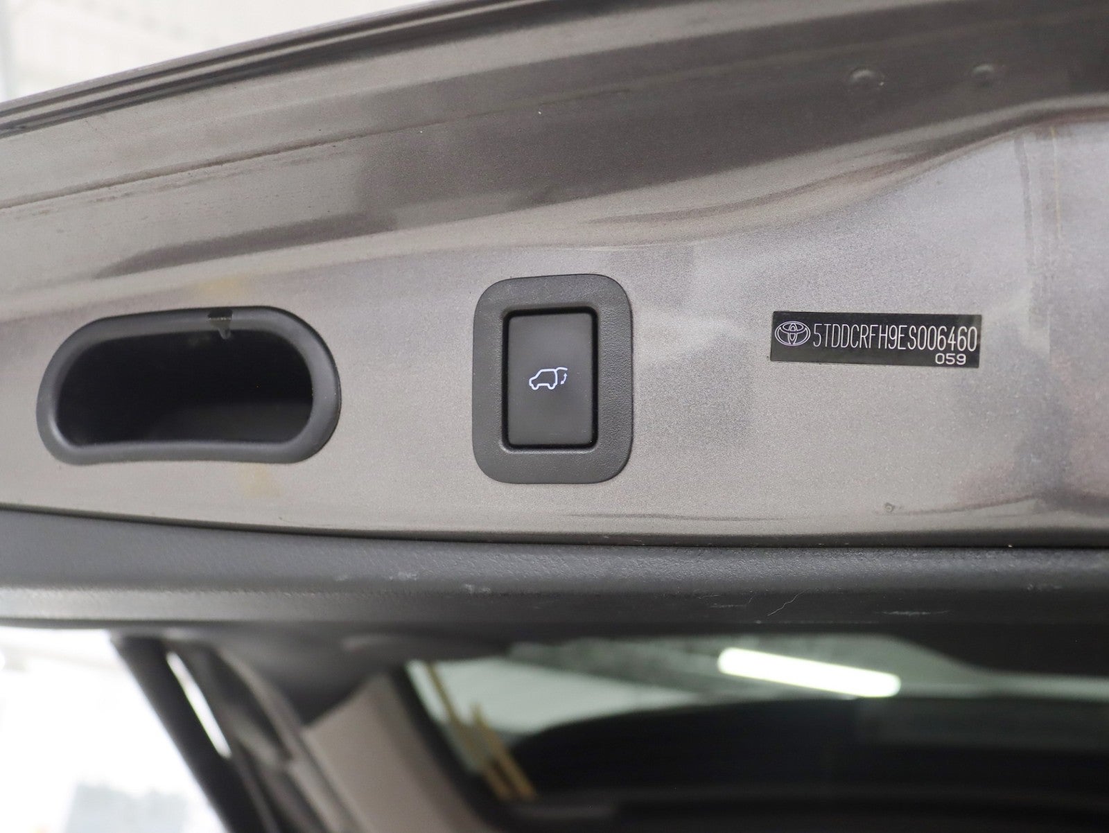 2014 Toyota Highlander Hybrid Limited 1 Owner Driver Tech Pkg Nav Rear Camera Rear TV Moonroof