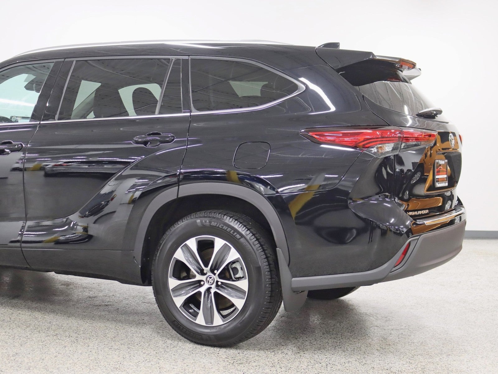 2020 Toyota Highlander XLE 1 Owner