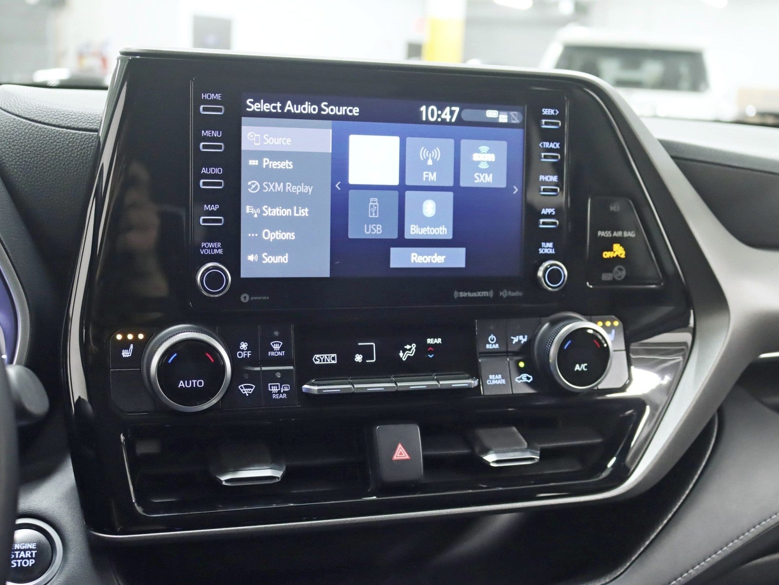 2020 Toyota Highlander XLE 1 Owner