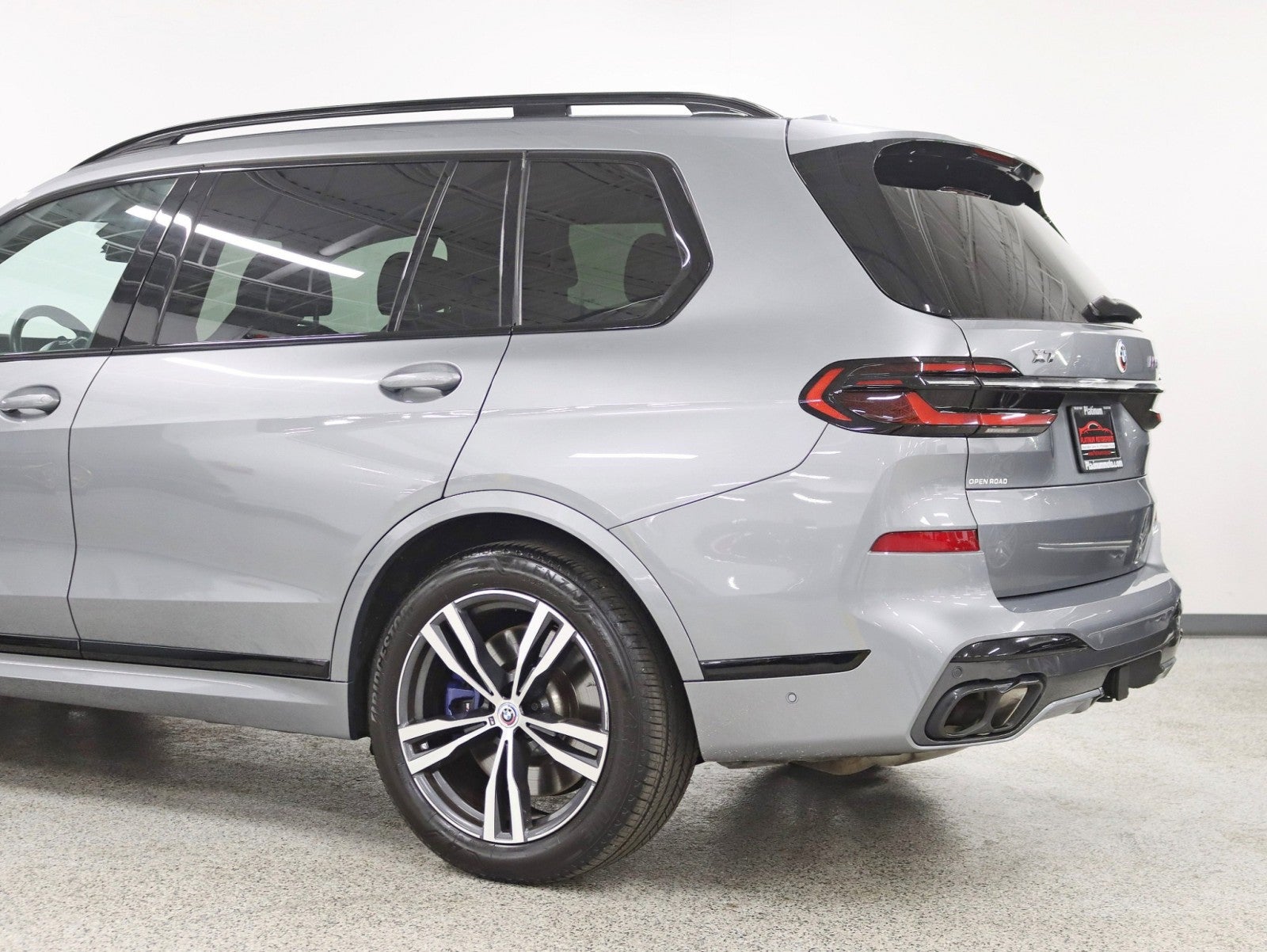2023 BMW X7 M60i 2 Owner M Sport Pkg Executive Pkg Bucket Seats Bowers & Wilkins Fully Loaded