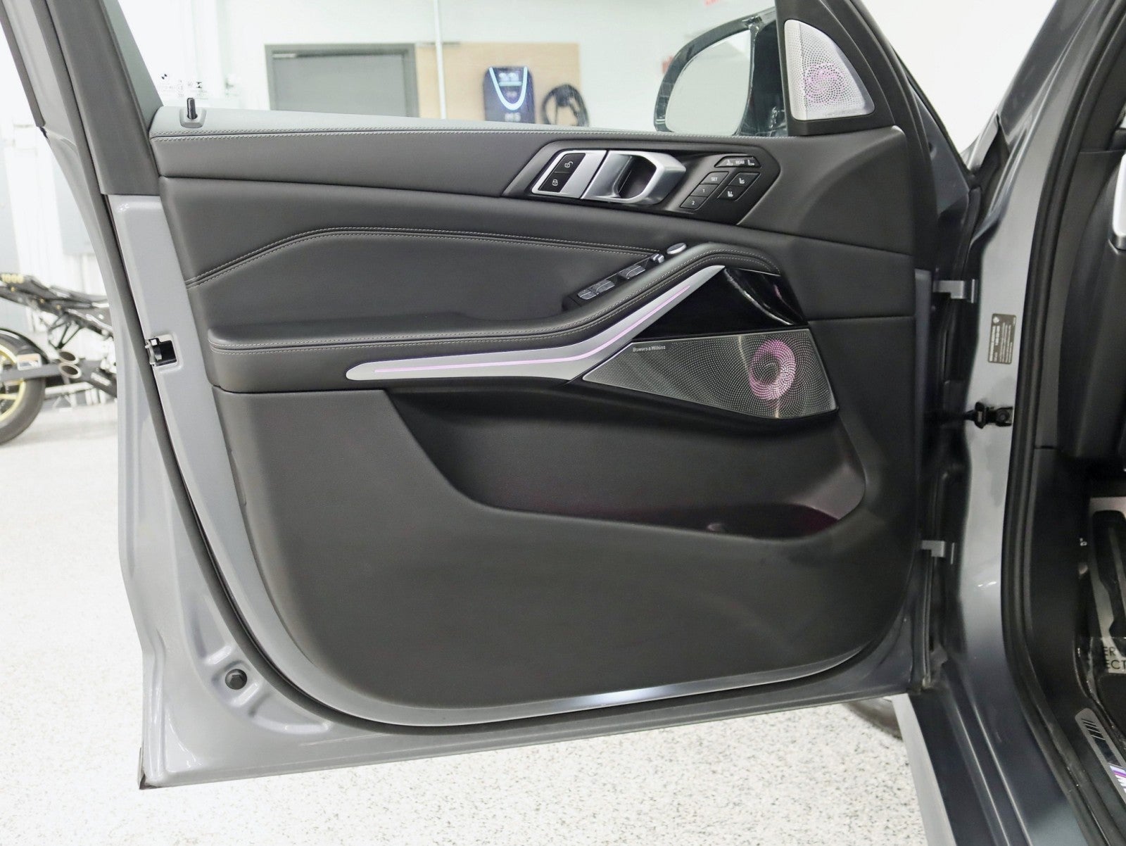 2023 BMW X7 M60i 2 Owner M Sport Pkg Executive Pkg Bucket Seats Bowers & Wilkins Fully Loaded