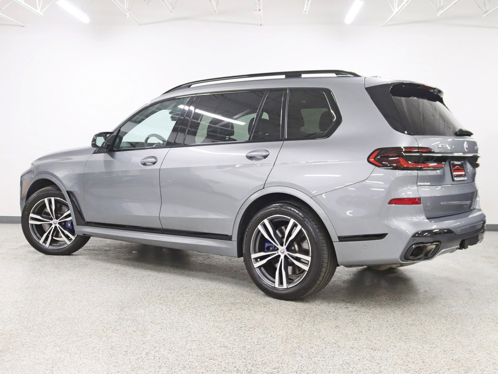 2023 BMW X7 M60i 2 Owner M Sport Pkg Executive Pkg Bucket Seats Bowers & Wilkins Fully Loaded