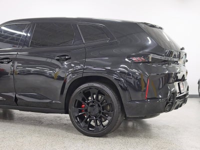 2023 BMW XM Cali Truck Best Color Combo Bowers & Wilkins Diamond Surround Fully Loaded