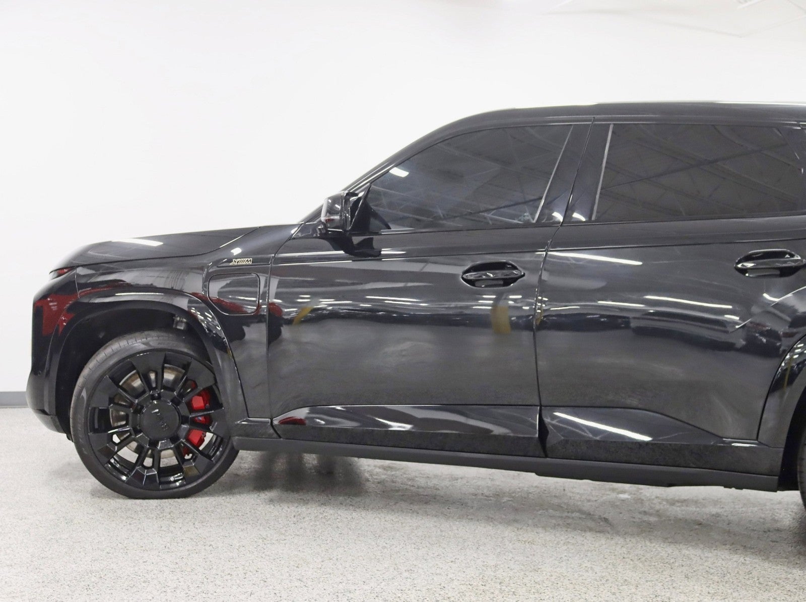 2023 BMW XM Cali Truck Best Color Combo Bowers & Wilkins Diamond Surround Fully Loaded