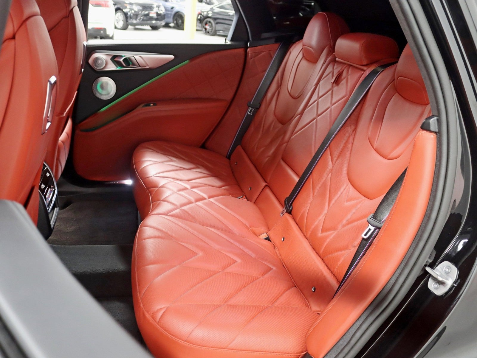 2023 BMW XM Cali Truck Best Color Combo Bowers & Wilkins Diamond Surround Fully Loaded