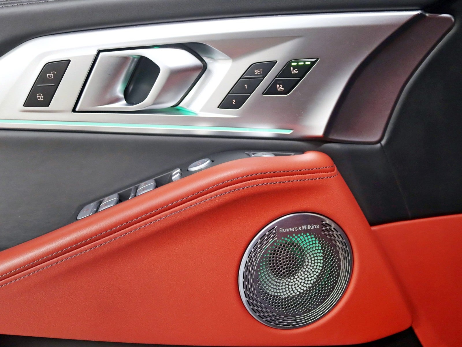 2023 BMW XM Cali Truck Best Color Combo Bowers & Wilkins Diamond Surround Fully Loaded
