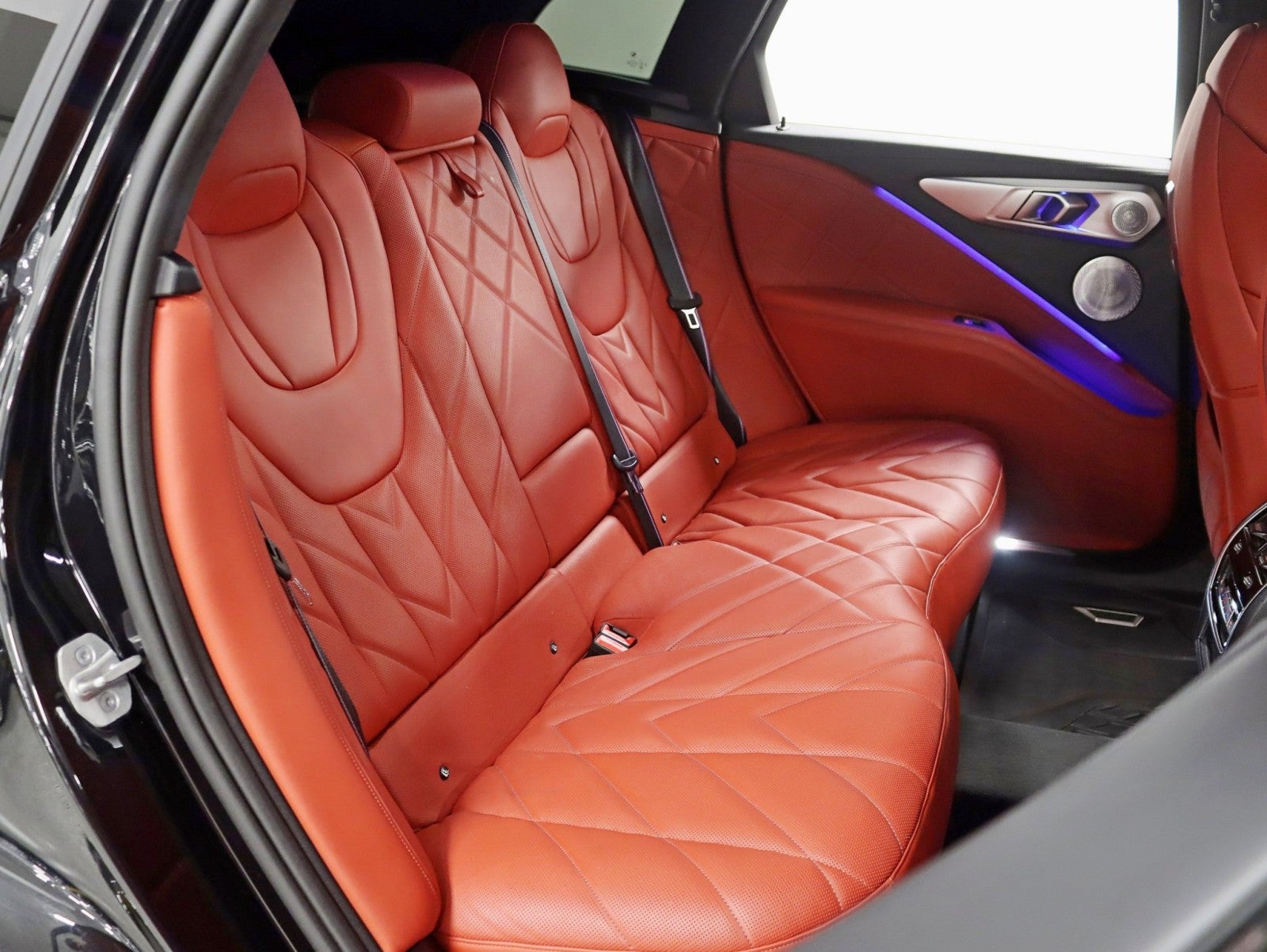 2023 BMW XM 2 Owner Bowers and Wilkins Diamond Surround MSRP Over $165k Loaded