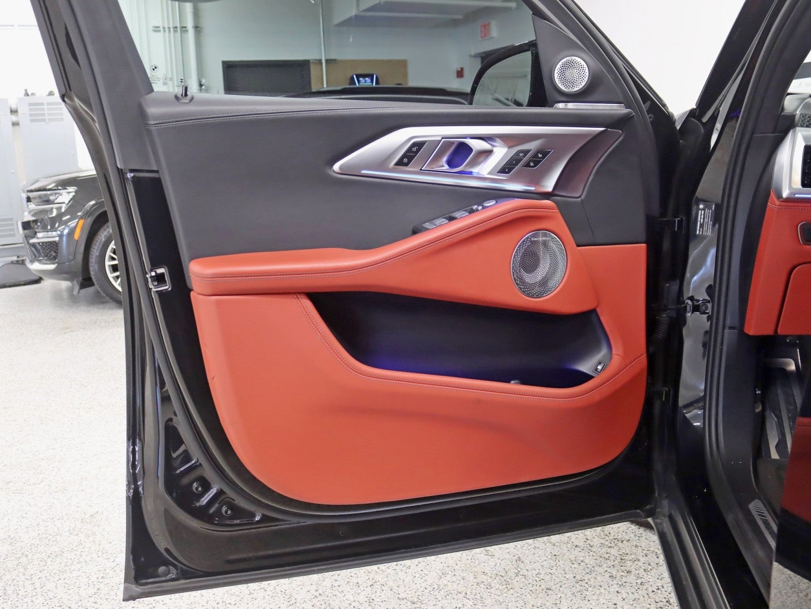 2023 BMW XM 2 Owner Bowers and Wilkins Diamond Surround MSRP Over $165k Loaded