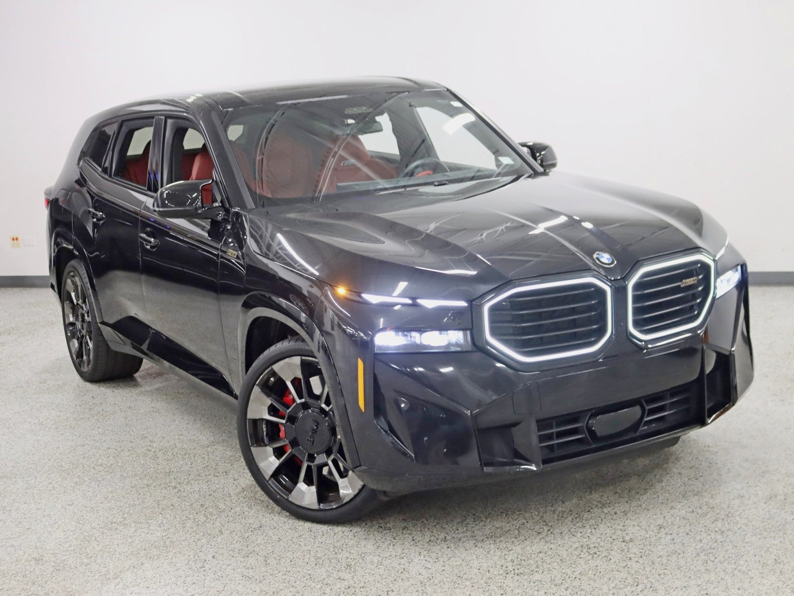 2023 BMW XM 2 Owner Bowers and Wilkins Diamond Surround MSRP Over $165k Loaded