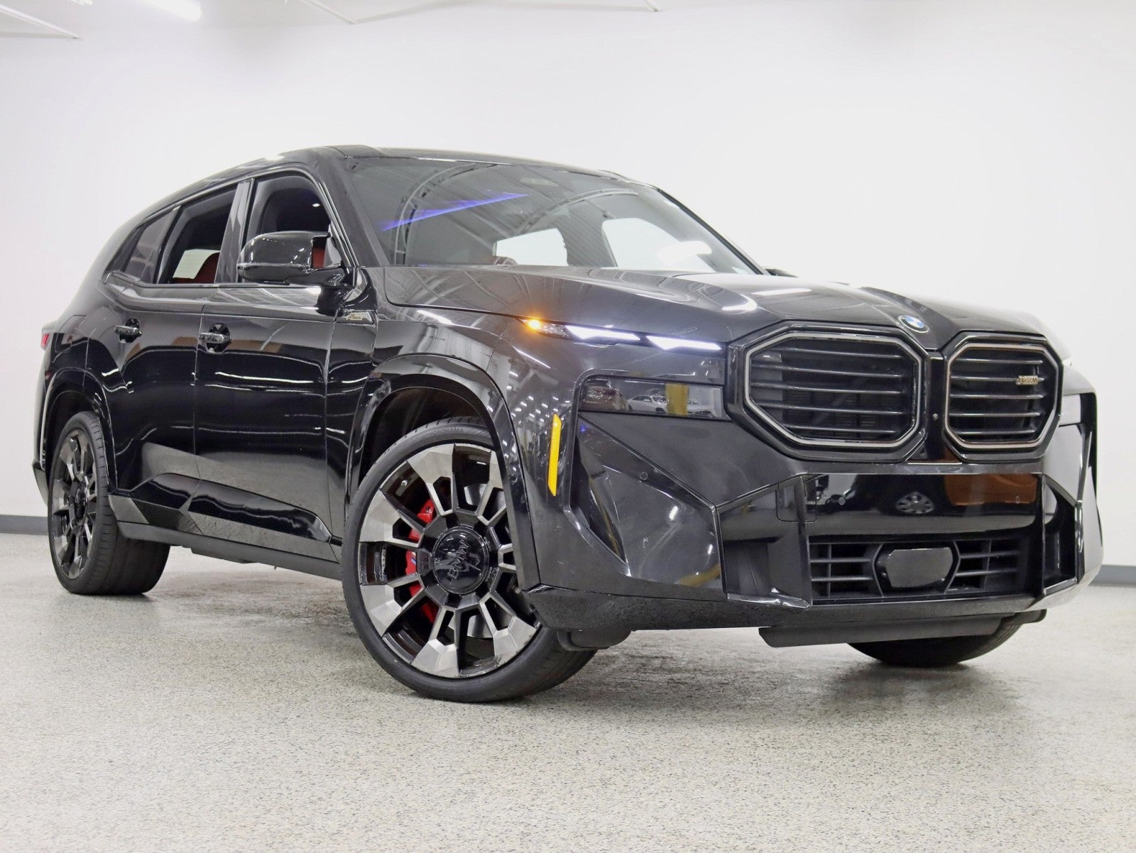 2023 BMW XM 2 Owner Bowers and Wilkins Diamond Surround MSRP Over $165k Loaded