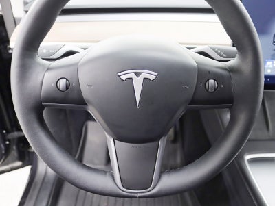 2025 Tesla Model Y Long Range Long Range