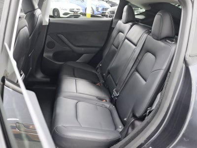 2025 Tesla Model Y Long Range Long Range