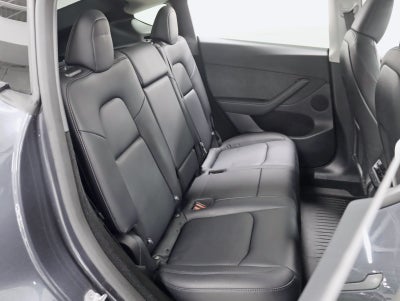 2025 Tesla Model Y Long Range Long Range