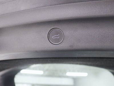 2025 Tesla Model Y Long Range Long Range