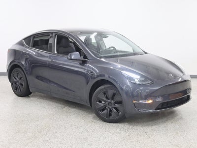 2025 Tesla Model Y Long Range Long Range
