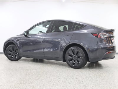 2025 Tesla Model Y Long Range Long Range