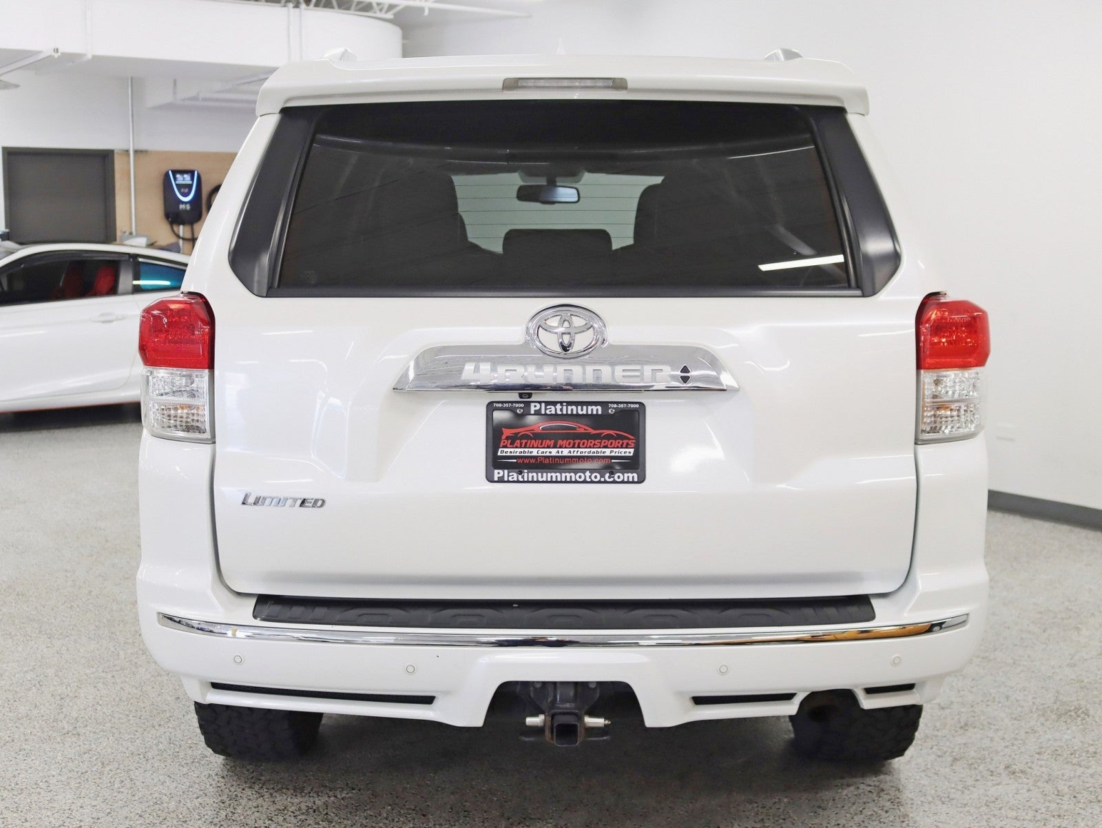 2013 Toyota 4Runner Limited 2 Owner V6 Roof Back Up camera Leather Fully Loaded Carfax Certified