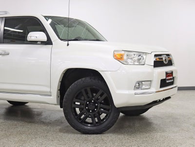 2013 Toyota 4Runner Limited 2 Owner V6 Roof Back Up camera Leather Fully Loaded Carfax Certified