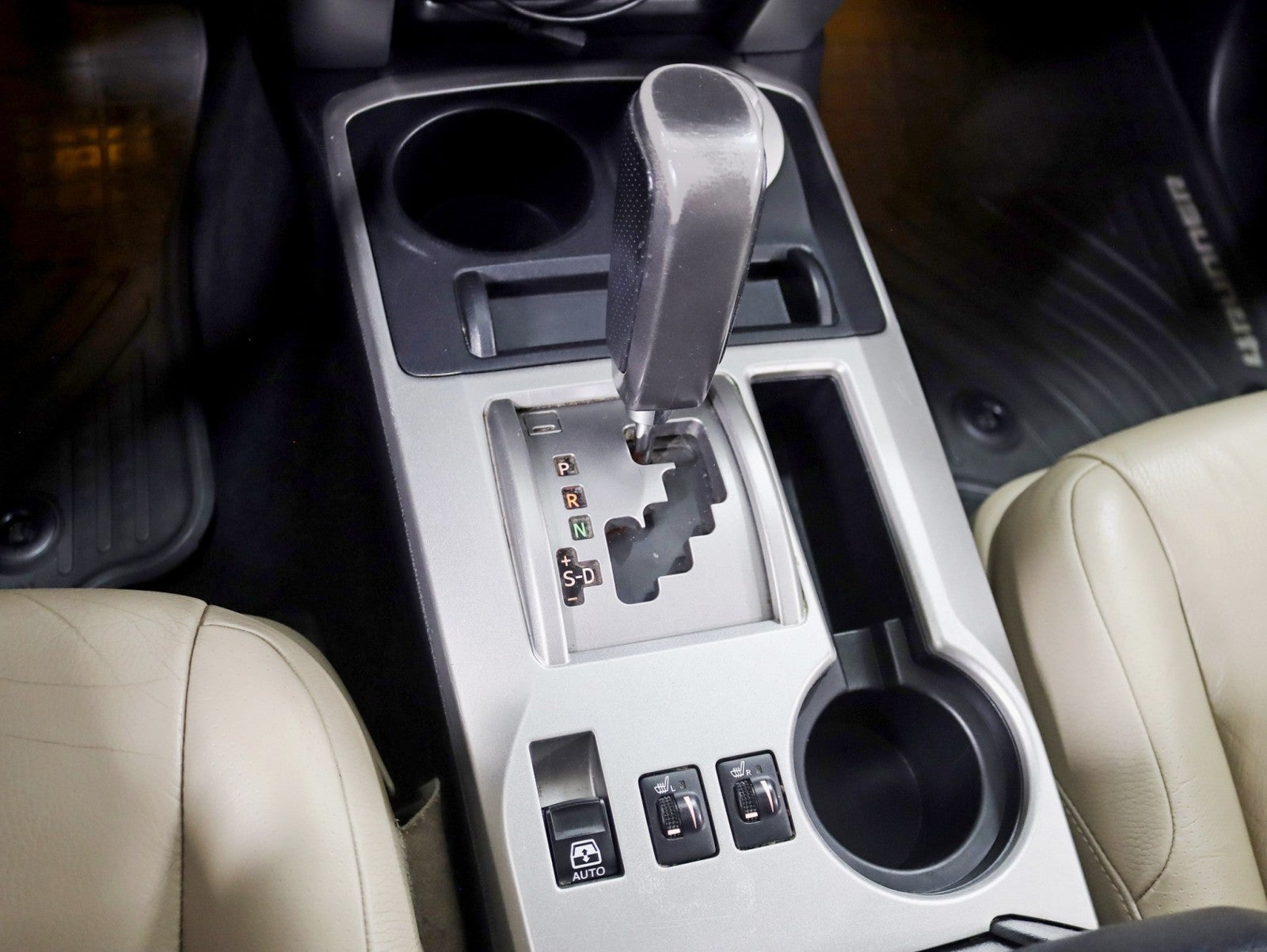 2013 Toyota 4Runner Limited 2 Owner V6 Roof Back Up camera Leather Fully Loaded Carfax Certified