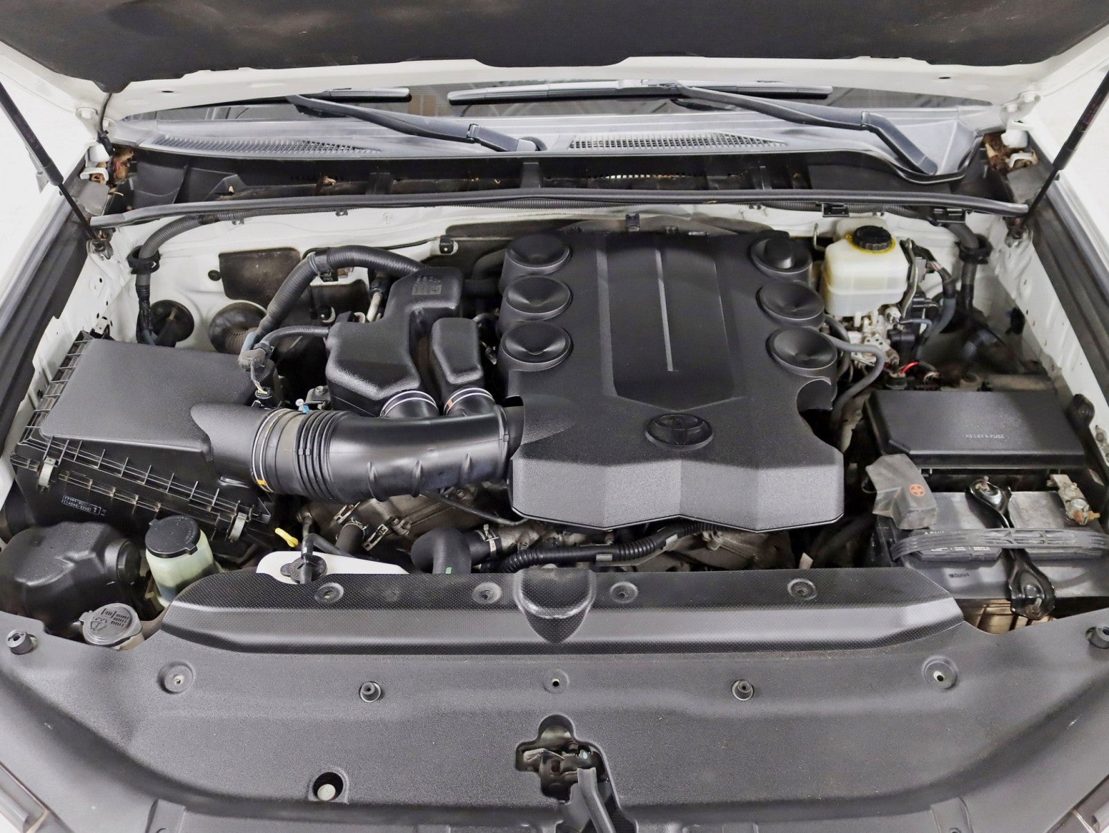 2013 Toyota 4Runner Limited 2 Owner V6 Roof Back Up camera Leather Fully Loaded Carfax Certified