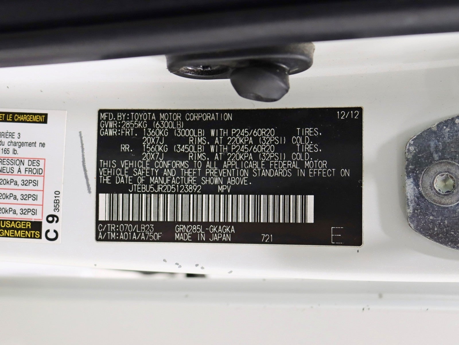 2013 Toyota 4Runner Limited 2 Owner V6 Roof Back Up camera Leather Fully Loaded Carfax Certified