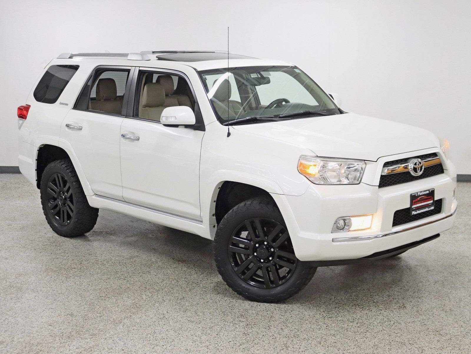 2013 Toyota 4Runner Limited 2 Owner V6 Roof Back Up camera Leather Fully Loaded Carfax Certified