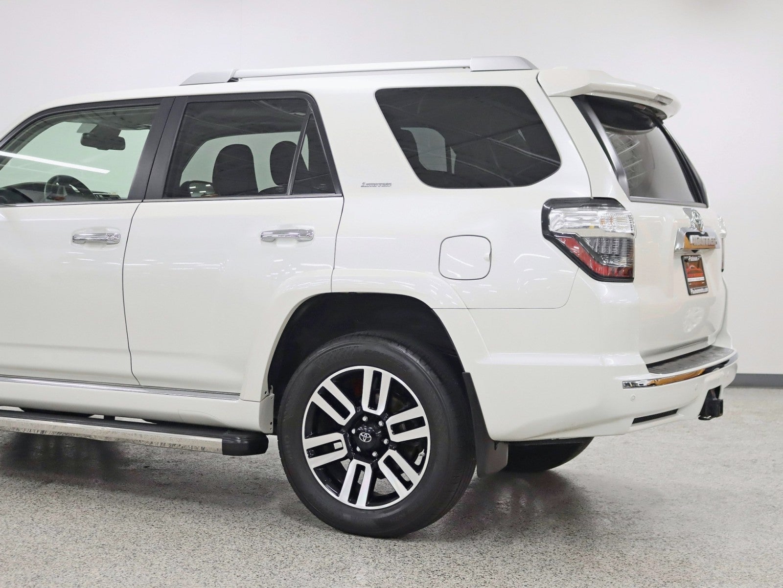 2021 Toyota 4Runner Limited 4WD 1 Owner Nav Rear Camera Moonroof Heated/Cooled Seats