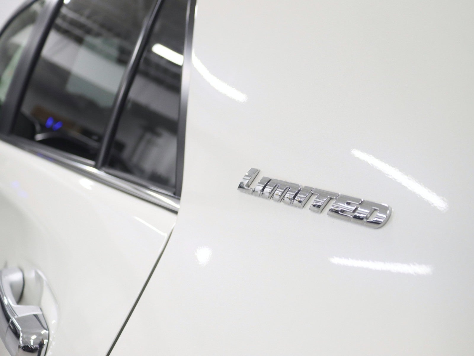 2021 Toyota 4Runner Limited 4WD 1 Owner Nav Rear Camera Moonroof Heated/Cooled Seats