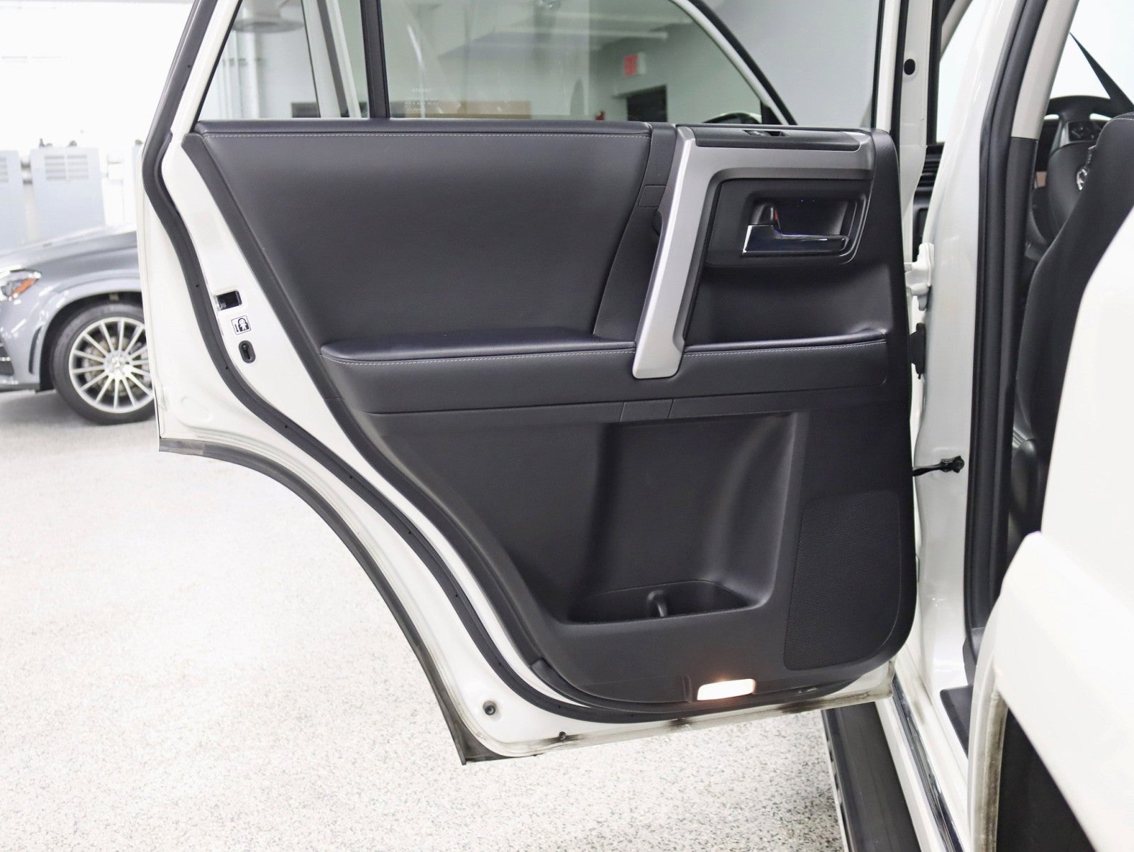 2021 Toyota 4Runner Limited 4WD 1 Owner Nav Rear Camera Moonroof Heated/Cooled Seats