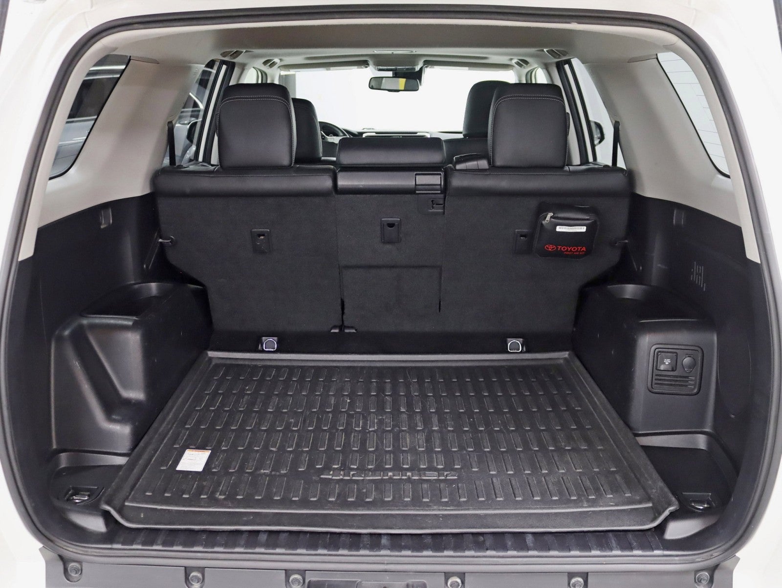 2021 Toyota 4Runner Limited 4WD 1 Owner Nav Rear Camera Moonroof Heated/Cooled Seats