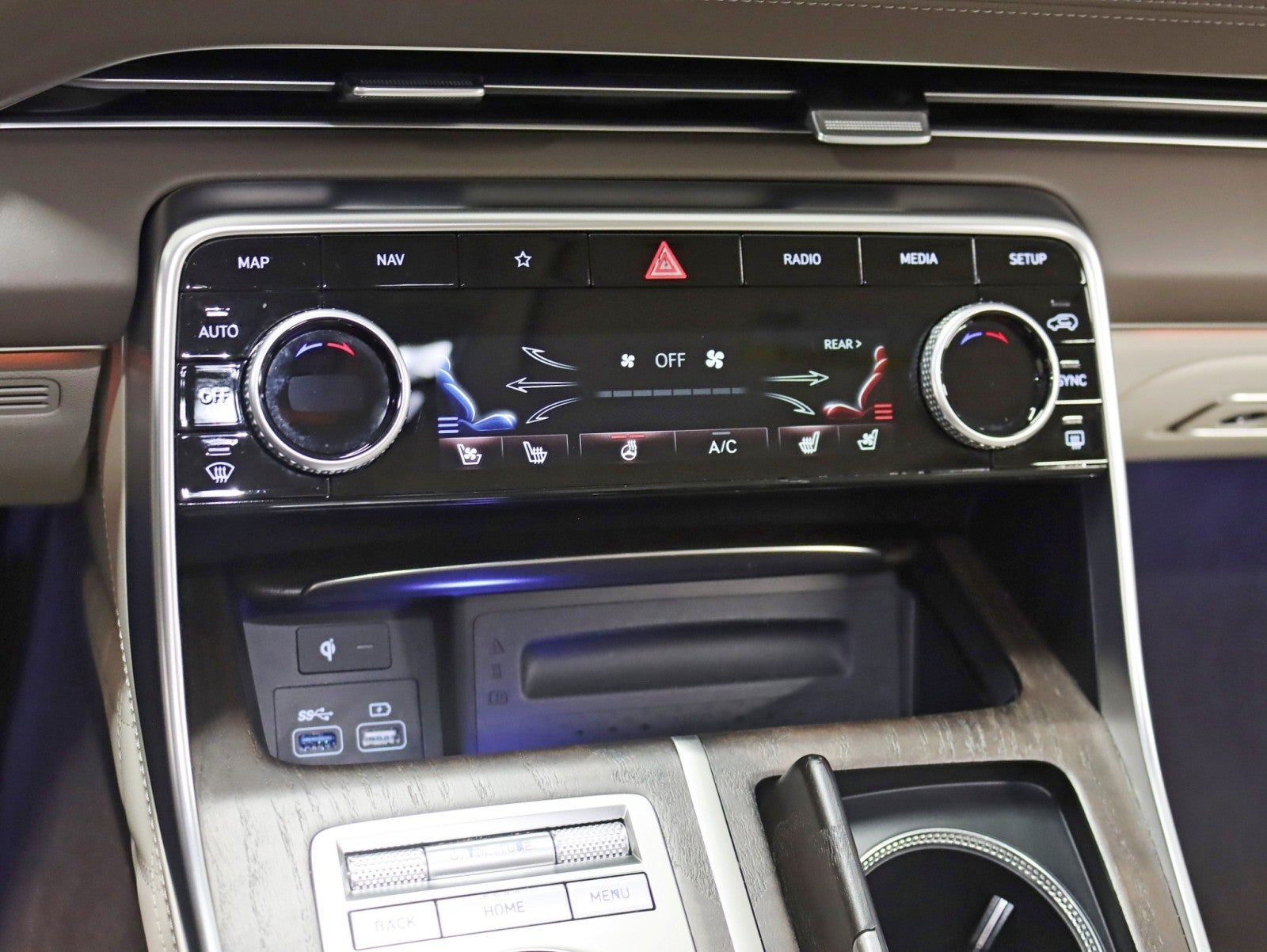 2021 Genesis GV80 Advanced + 1 Owner Prestige Pkg Pano Nav Back Up Camera Fully Loaded