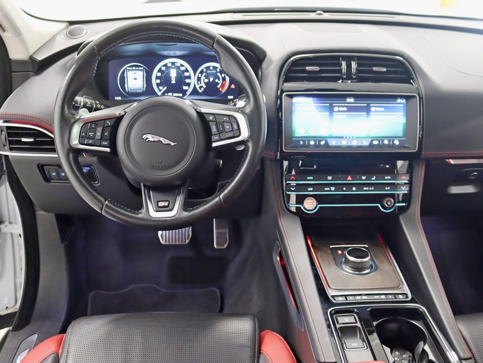 2018 Jaguar F-PACE S 2 Owner Pano Nav 360 Cameras Carfax Certified Loaded