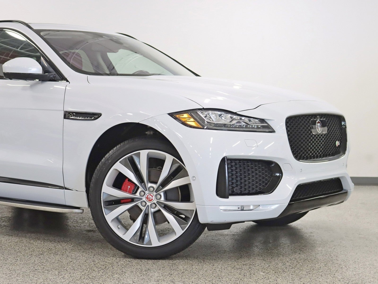 2018 Jaguar F-PACE S 2 Owner Pano Nav 360 Cameras Carfax Certified Loaded