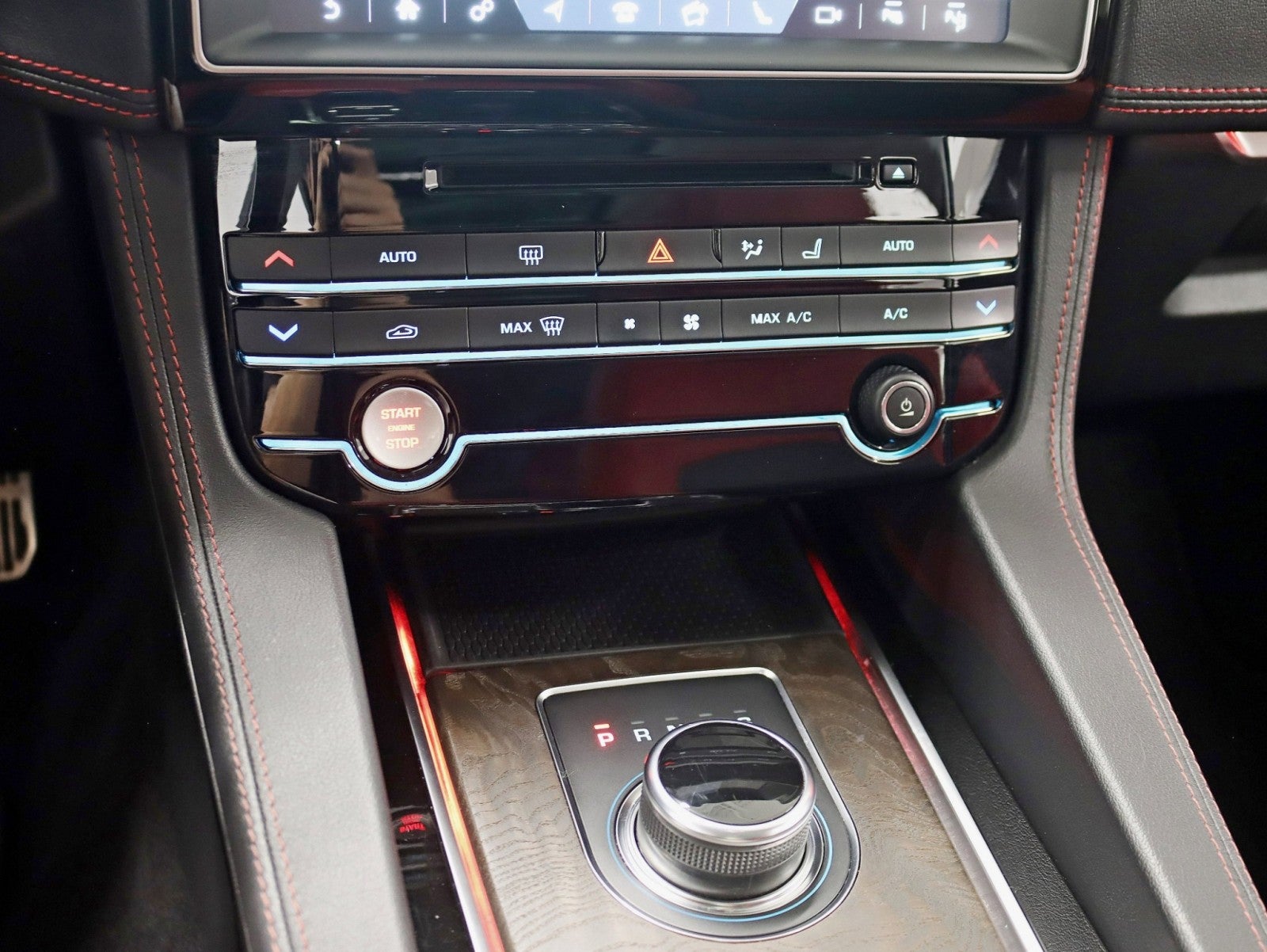 2018 Jaguar F-PACE S 2 Owner Pano Nav 360 Cameras Carfax Certified Loaded