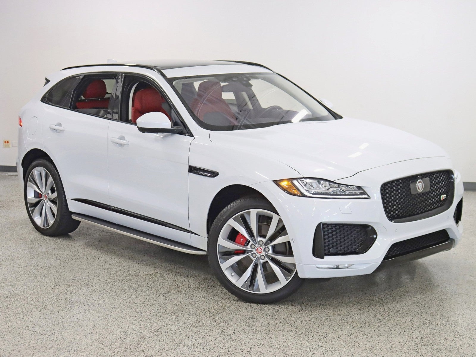 2018 Jaguar F-PACE S 2 Owner Pano Nav 360 Cameras Carfax Certified Loaded