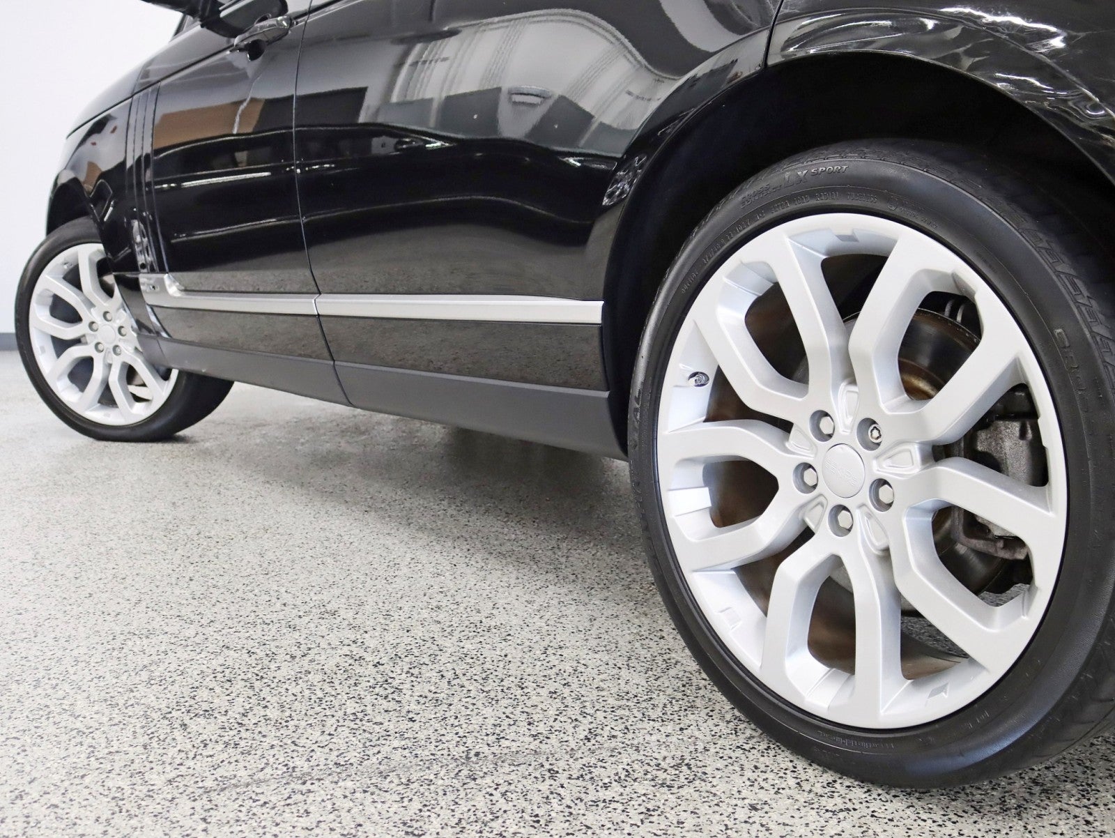 2017 Land Rover Range Rover LWB V8 1 Owner Pano Nav Back Up Camera Leather Carfax Certified Loaded