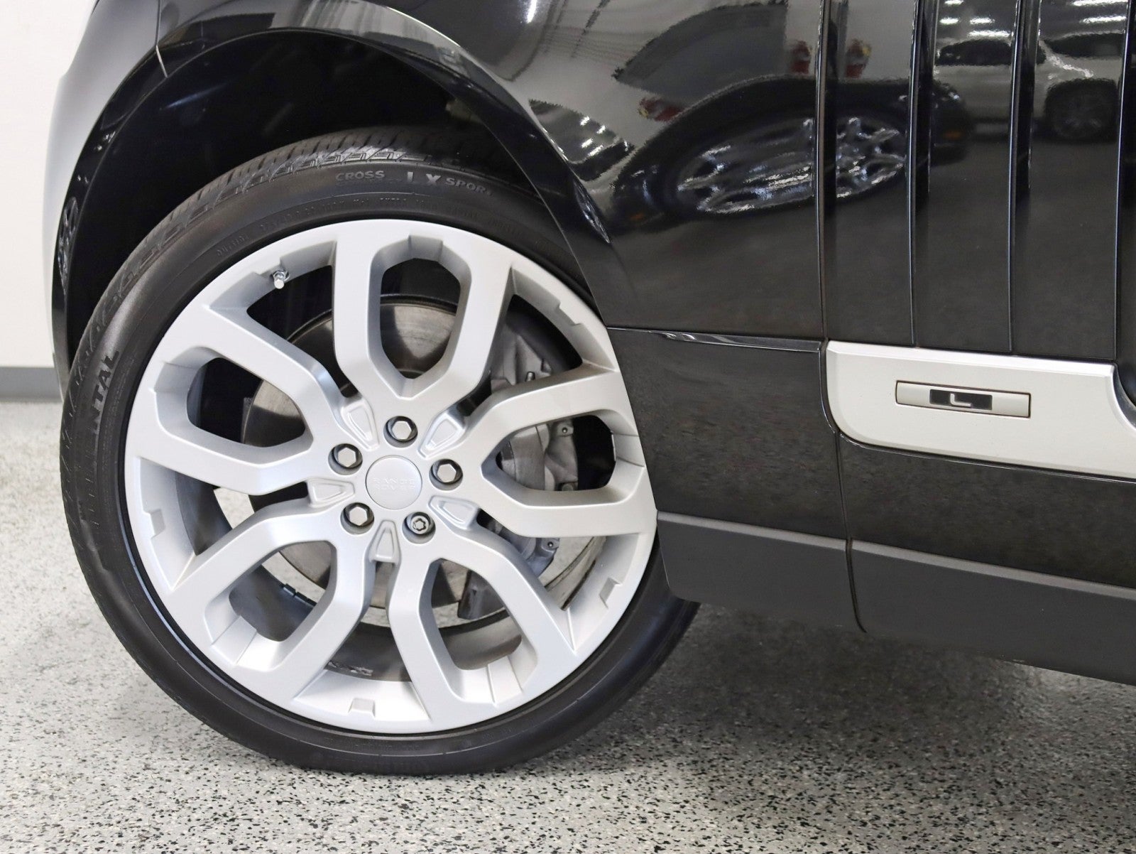 2017 Land Rover Range Rover LWB V8 1 Owner Pano Nav Back Up Camera Leather Carfax Certified Loaded