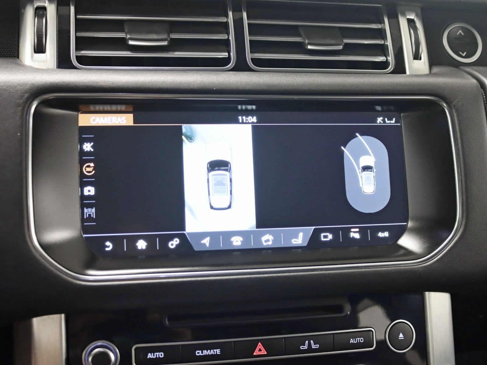 2017 Land Rover Range Rover LWB V8 1 Owner Pano Nav Back Up Camera Leather Carfax Certified Loaded