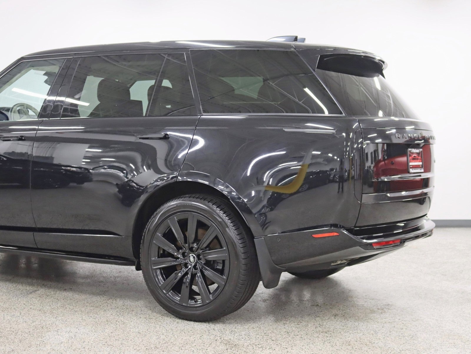 2023 Land Rover Range Rover Autobiography LWB 2 Owner 7 Passenger Rear Entertainment Power Boards Fully Loaded