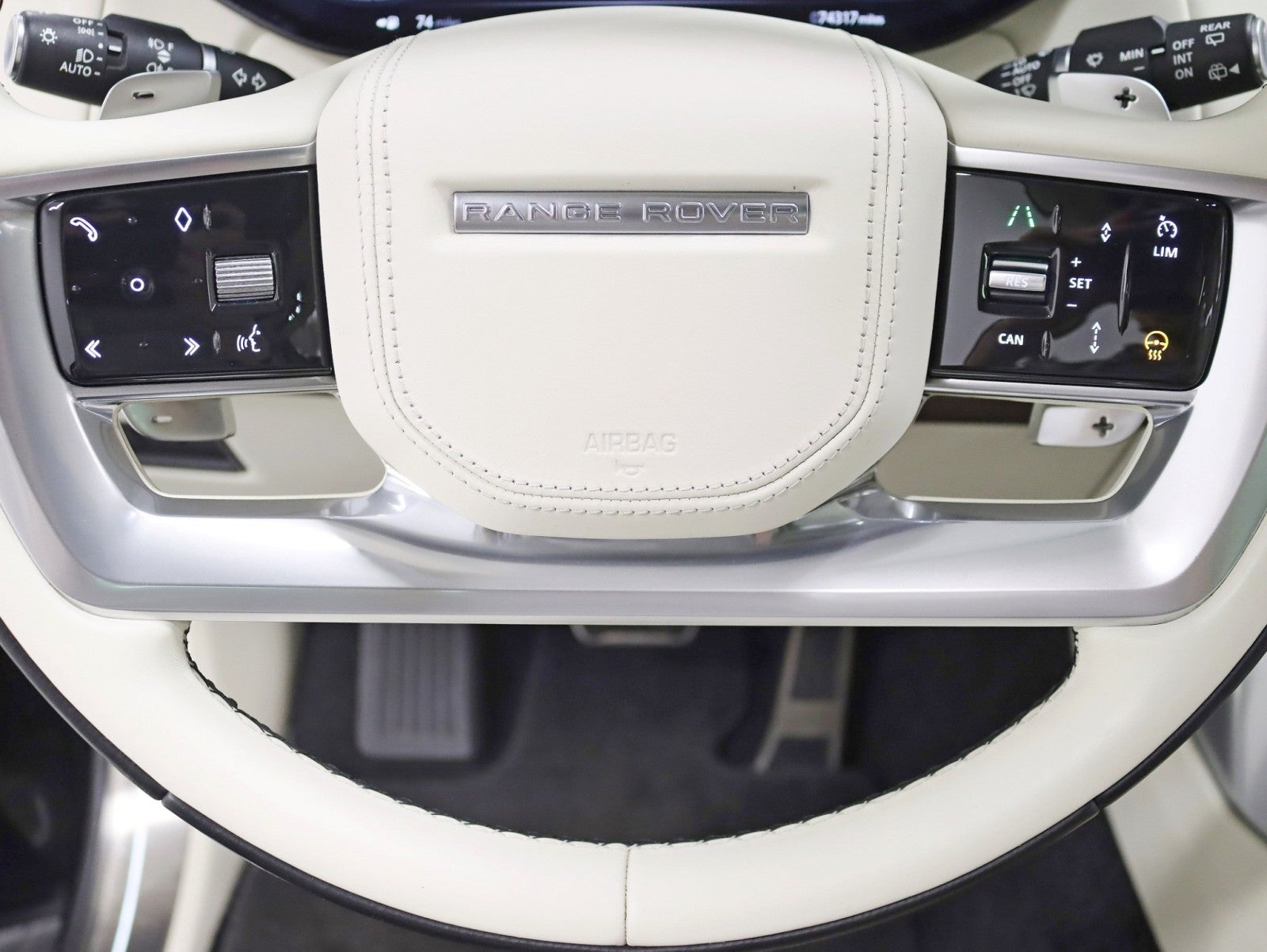 2023 Land Rover Range Rover Autobiography LWB 2 Owner 7 Passenger Rear Entertainment Power Boards Fully Loaded