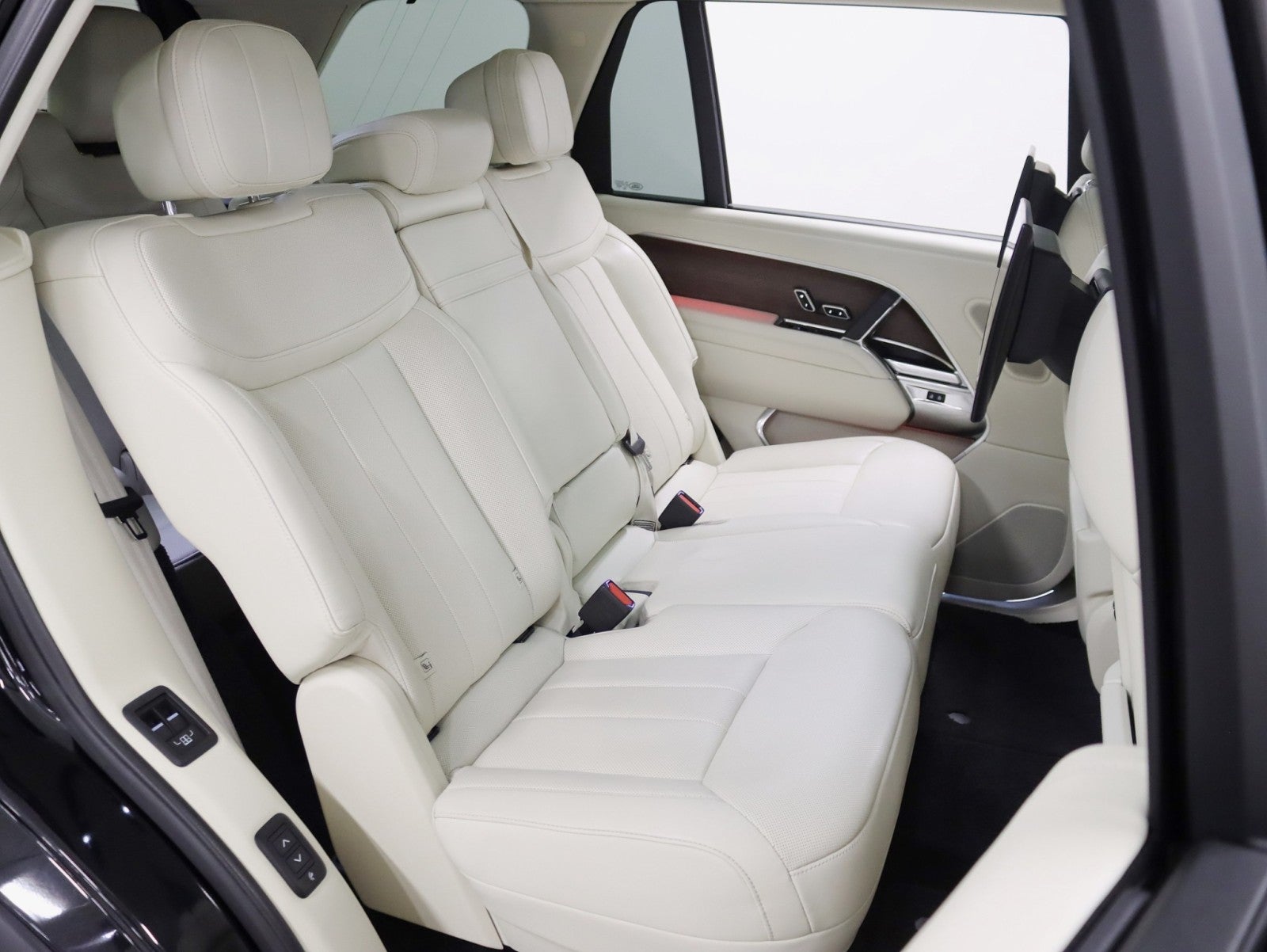 2023 Land Rover Range Rover Autobiography LWB 2 Owner 7 Passenger Rear Entertainment Power Boards Fully Loaded