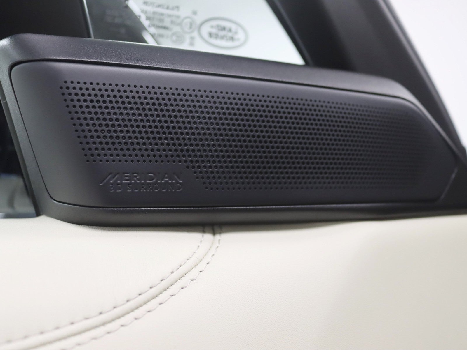 2023 Land Rover Range Rover Autobiography LWB 2 Owner 7 Passenger Rear Entertainment Power Boards Fully Loaded