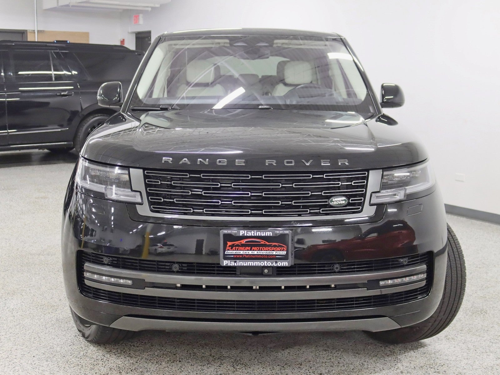 2023 Land Rover Range Rover Autobiography LWB 2 Owner 7 Passenger Rear Entertainment Power Boards Fully Loaded