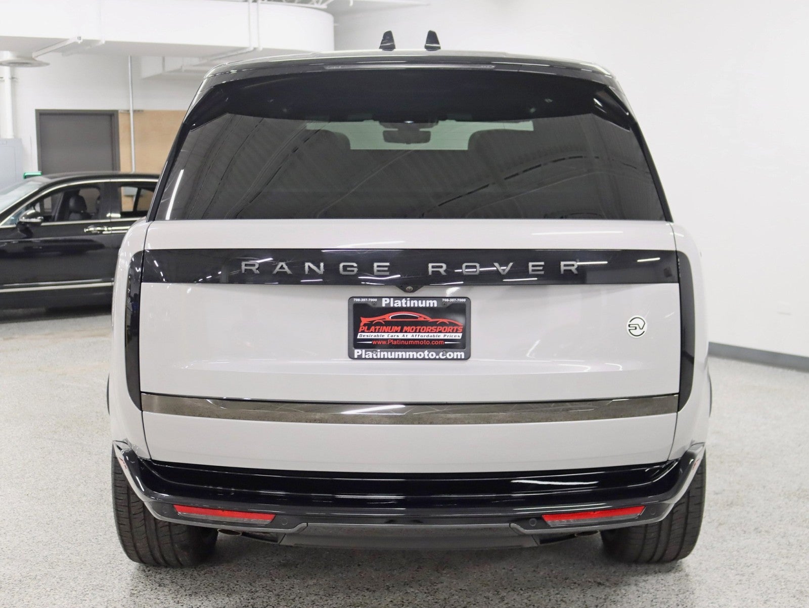 2025 Land Rover Range Rover SV Power boards 24in Avorza Monoblock Wheels MSRP Over $228k Fully