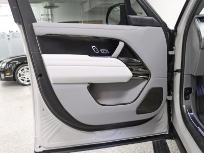 2025 Land Rover Range Rover SV Power boards 24in Avorza Monoblock Wheels MSRP Over $228k Fully