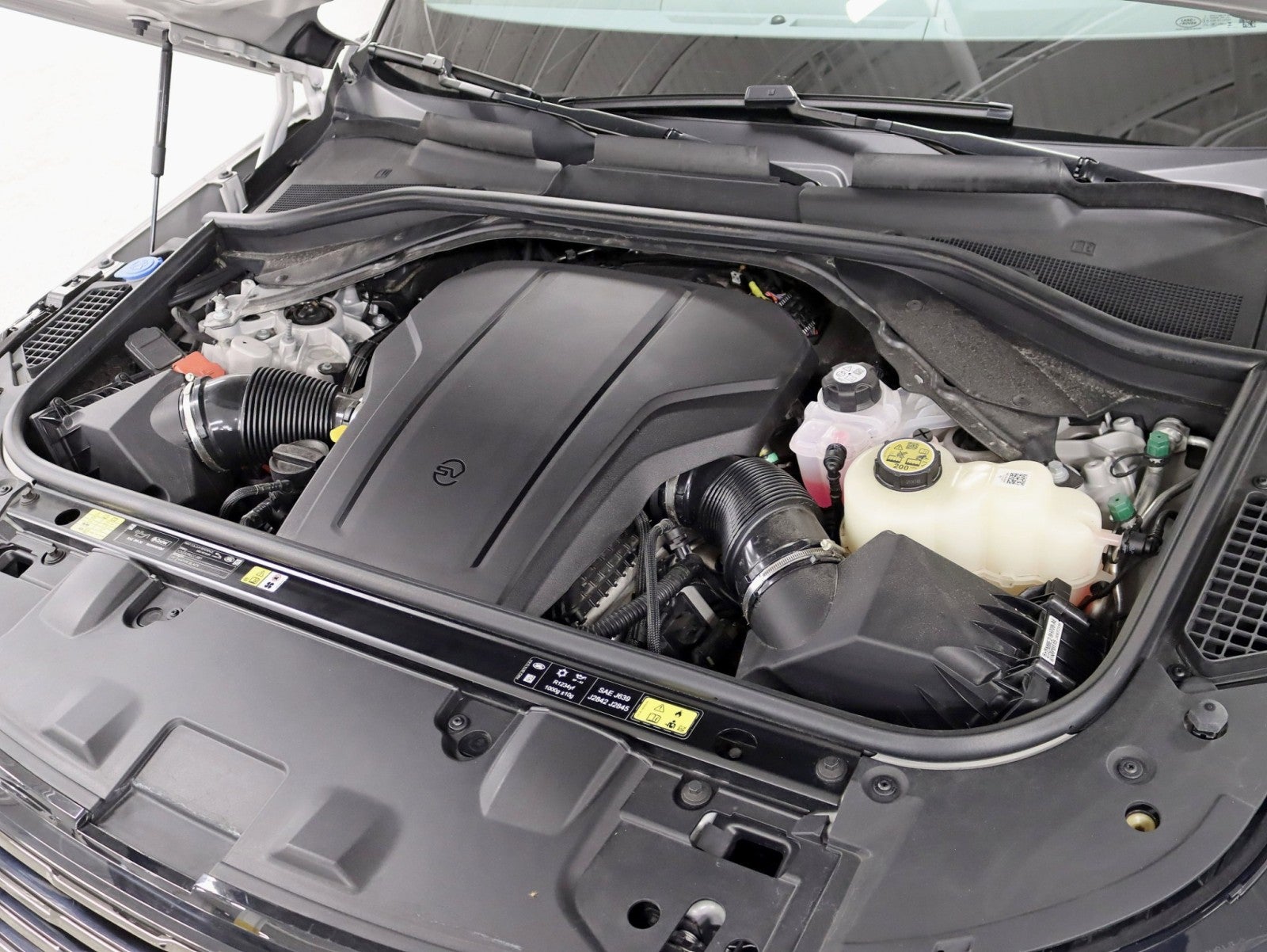 2025 Land Rover Range Rover SV Power boards 24in Avorza Monoblock Wheels MSRP Over $228k Fully